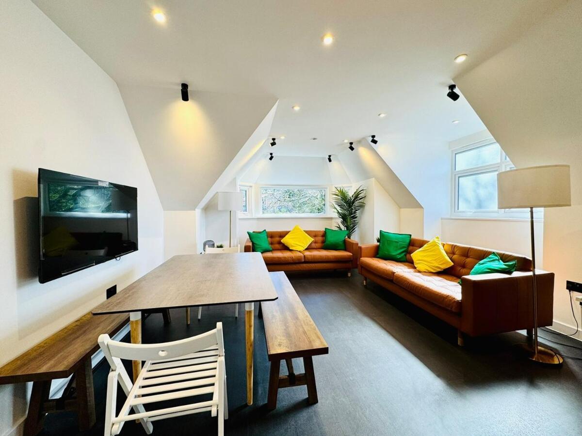 Apartment Big Penthouse - 3-bedroom - 2-bathroom - Sleeps 8